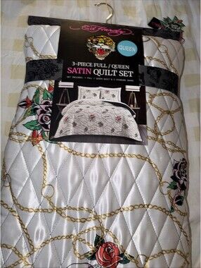 Ed Hardy Queen 3pc Quilt Set White Gold Chains Skull Flowers Love Kills Slowly